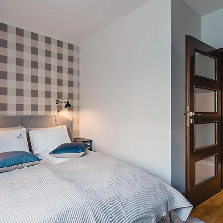 Parkur Z Tarasem I Parkingiem By Lion Sopoty